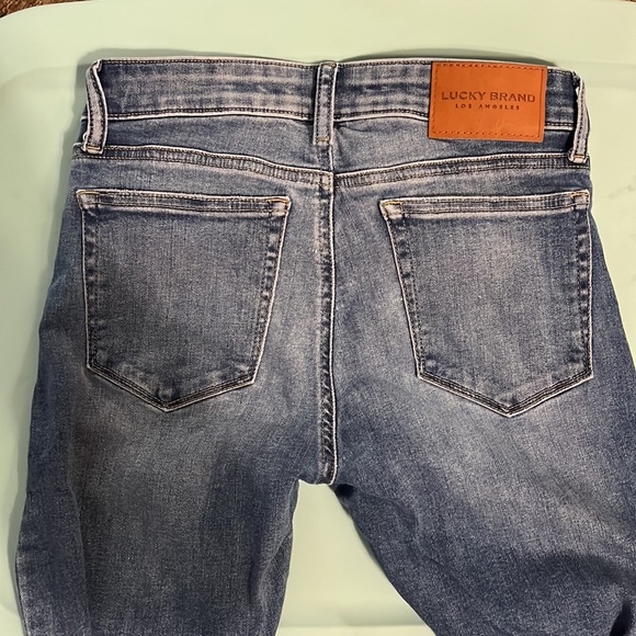 Lucky Brand Jeans - Picture 3 of 5